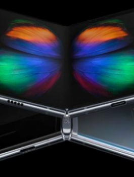 143-170140-galaxy-fold-puts-samsung-new-trouble-what-reason_700x400