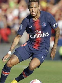 نيمار والطفل الباكي 