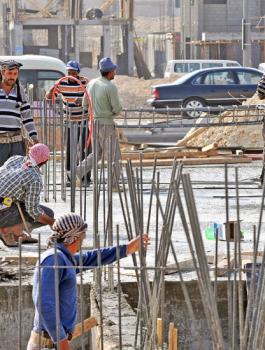 الكويت تعلن أنها ستستقطب عمالة من 11 دولة