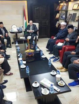 af19a893-000b-4525-b642-9cca985c5062