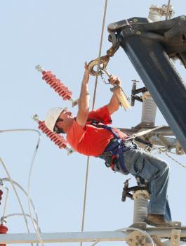 تخفيض اسعار الكهرباء في اسرائيل 