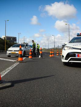 اغلاق الضفة الغربية وغزة 