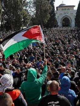 خروج مسيرات في الضفة وغزة 