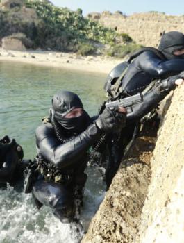 كومانذوز القسام البحري 