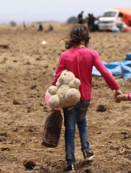 مصرع نازحيين سورييين في درعا 