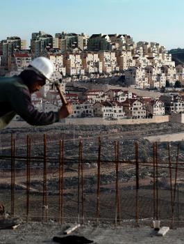 رئيس حزب العمل الاسرائيلي يدعو للانفصال عن الفلسطينيين