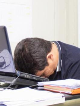 العمل والموت 