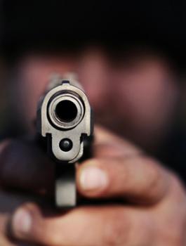 مقتل صيدلاني أردني رمياً بالرصاص لرفضه بيع حبوب لأحد الأشخاص