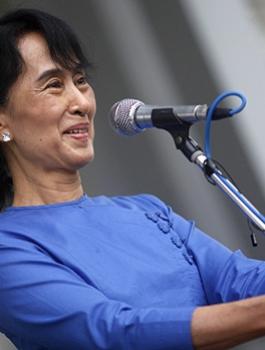 البرلمان الاوروبي وزعيمة بورما 