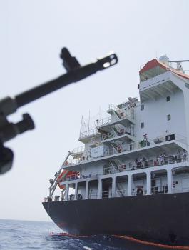 ايران وناقلة النفط البريطانية 