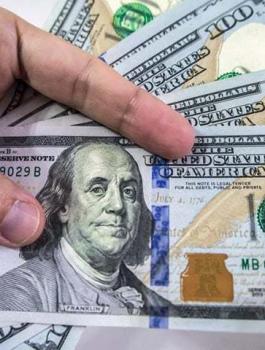 استمرار انخفاض سعر الدولار أمام الشيكل