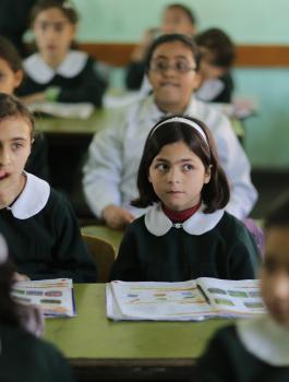 بدء العام الدراسي في فلسطين 