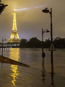 فيضانات في نهر السين