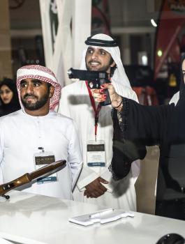 السعودية تسمح لمواطنيها باقتناء السلاح 