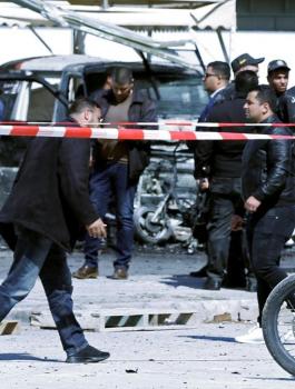 تفجير انتحاري قرب السفارة الامريكية في تونس 