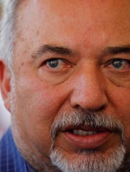 ليبرمان وحماس وقطاع غزة 