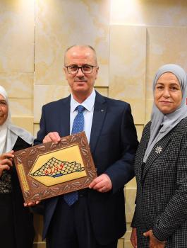  الأسير ماهر يونس