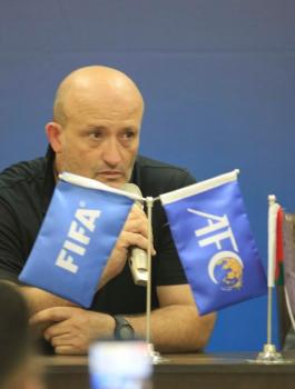 مدرب منتخب الفدائي 