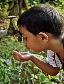بعد شهر من العطش.. المياه تعود إلى نابلس