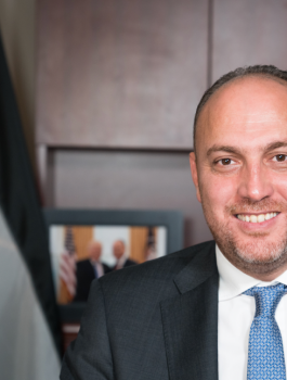 زملط واغلاق مكتب منظمة التحرير في واشنطن 