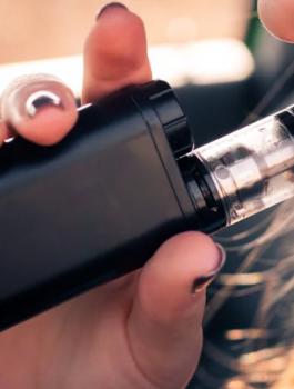 السيجارة الالكترونية 