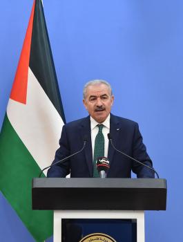 الحكومة وبنك فلسطيني 