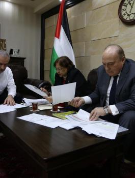 تحويل اموال لمستشفى  المطلع 