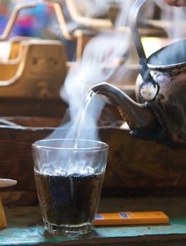 هل تفضل الشاي ام القهوة 