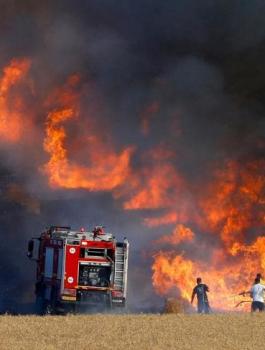 حرائق في حقول المستوطنين بغزة 