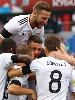 ألمانيا تكتسح النرويج وتضع قدما بالمونديال