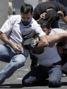 مستعربون يختطفون 5 شبان في الخليل 