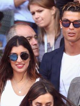 رونالدو وصديقته جورجينا رودريغيز