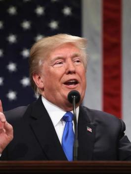 ترامب واغلاق الحدود مع المكسيك 