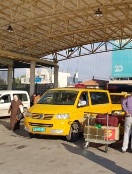 معبر الكرامة 