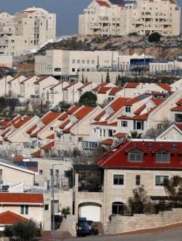 بناء وحدات استيطانية في جبل المكبر بالقدس 
