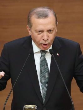 أردوغان: سنبني مقاهي حديثة على شكل مكتبات مخصصة للقراءة 