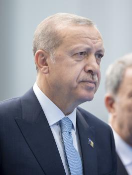 اردوغان والليرة التركية وترامب 