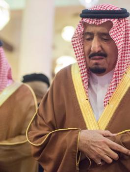 العاهل السعودي يغادر المغرب مختتما عطلة سنوية دامت شهرا