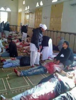 ارتفاع كبير في عدد ضحايا الهجوم على مسجد الروضة غرب العريش المصرية