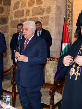الرئيس في حفل طائفة الأرمن