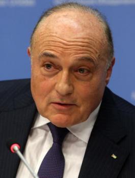 فرنسا ووزير المالية الفلسطينية 