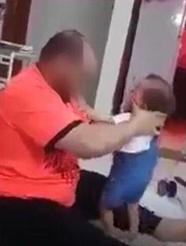 القبض على معنف الطفلة 