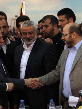 حماس وفتح في القاهرة 