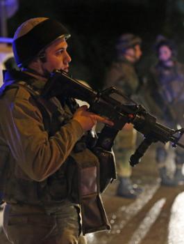 israeli checkpoint west bank AFP Jan 2016