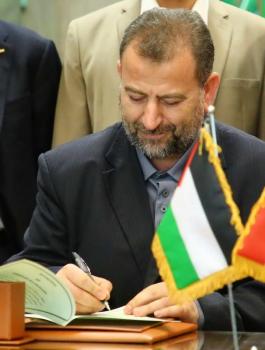 وفد حماس يغادر القاهرة 