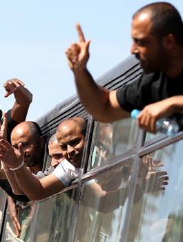 صفقة تبادل أسرى بين حماس واسرائيل 