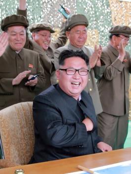 كوريا الشمالية والسلاح النووي