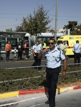 161009111017-jerusalem-attack-ammunition-hill-exlarge-169