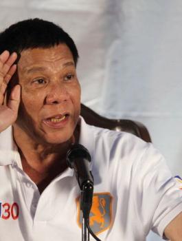 الرئيس الفلبيني وجماعة ابو سياف 