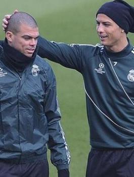 كريستيانو رونالدو و بيبي